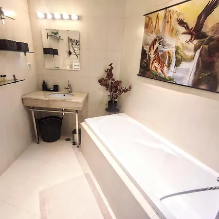 Homy 1bd Ski&spa Apartman *